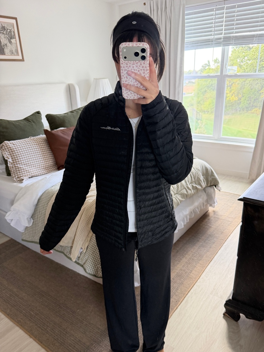 Eddie Bauer Lightweight Puffer Jacket - Size S